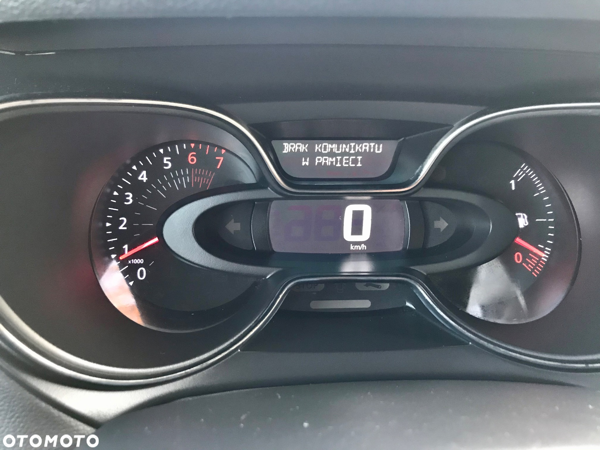Renault Captur - 12