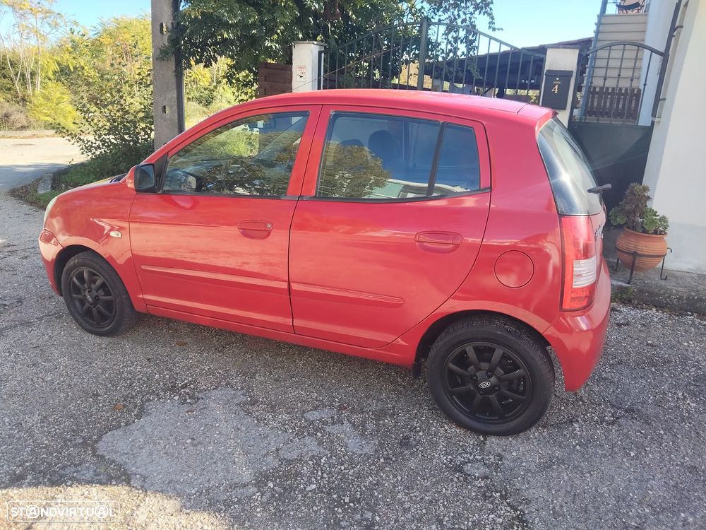 Kia Picanto - 1