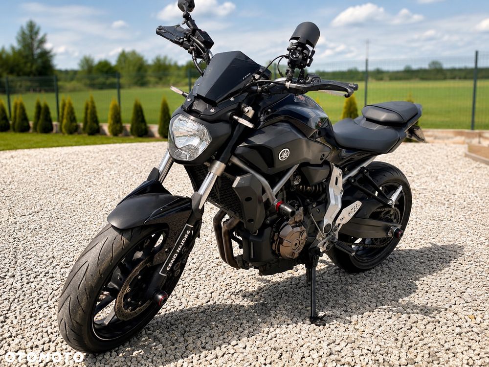 Yamaha MT - 1
