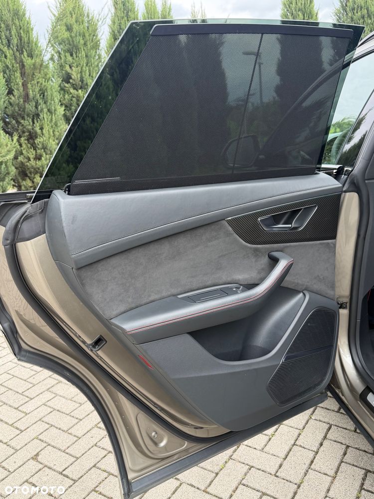 Audi RS Q8 - 24