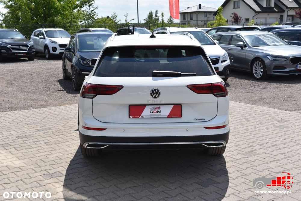 Volkswagen Golf Variant 2.0 TDI 4Motion SCR DSG Alltrack - 9