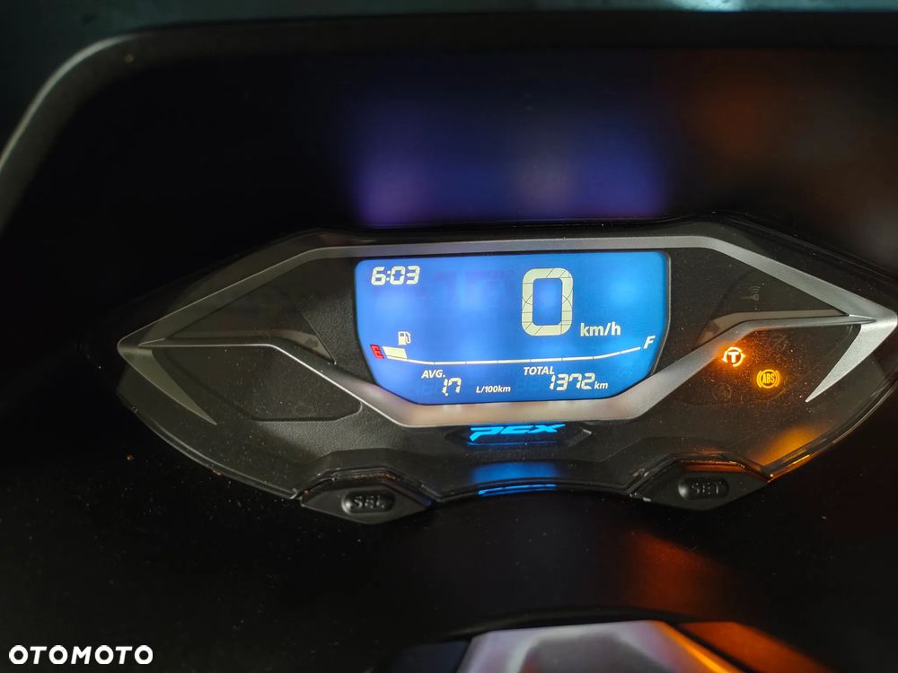 Honda PCX - 8