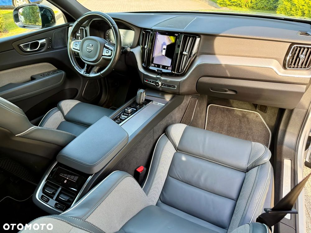 Volvo XC 60 B4 D AWD Geartronic RDesign - 33
