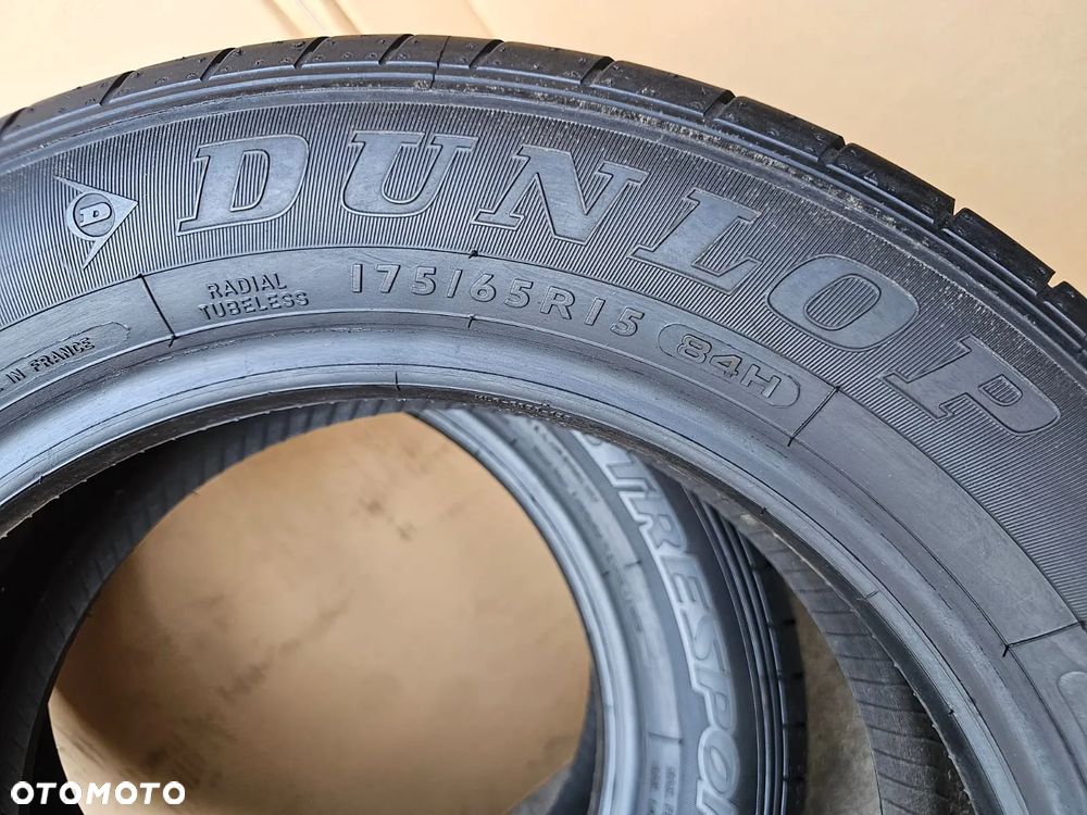 (O64) 175/65R15 84H 4,7-5,1mm 16r / Dunlop SP Sport FastResponse - 7