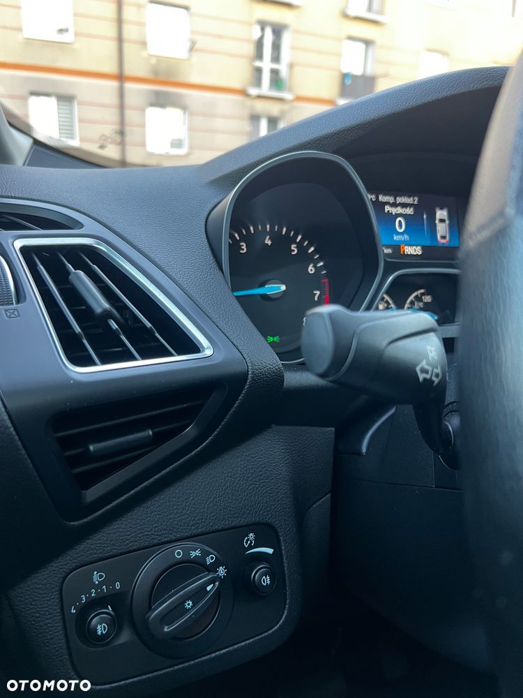 Ford C-MAX - 10