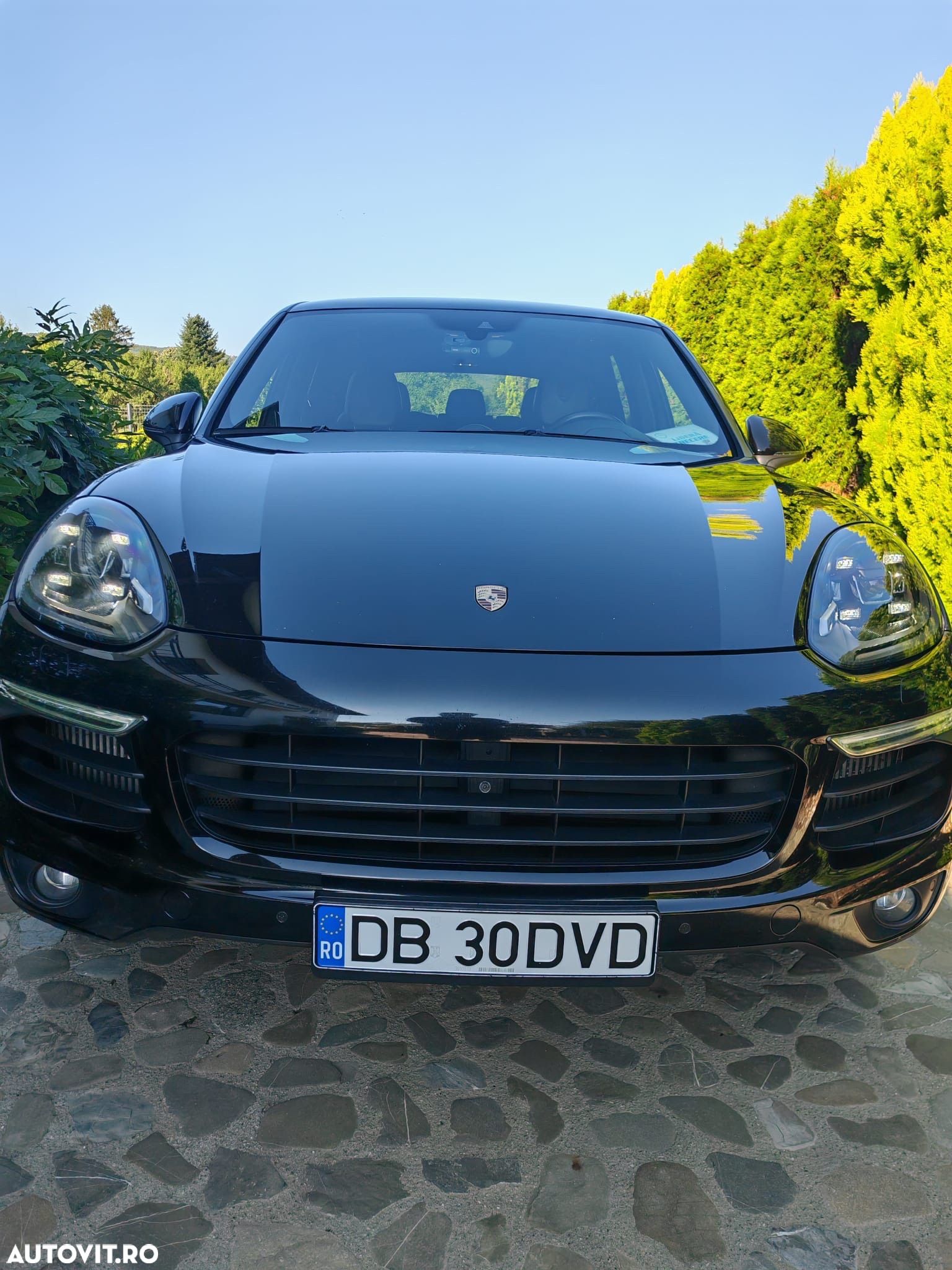 Porsche Cayenne 3.0 L - 1