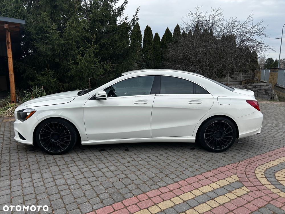 Mercedes-Benz CLA 250 7G-DCT - 4