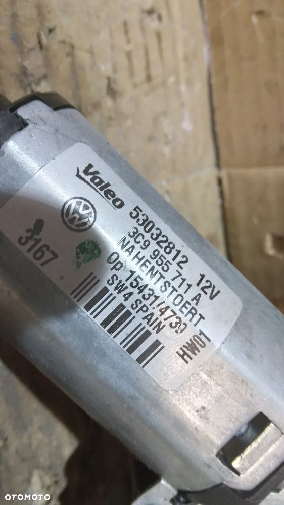 #SILNICZEK WYCIERACZKI TYŁ VW PASSAT B6 KOMBI nr 3C9955711A - 2