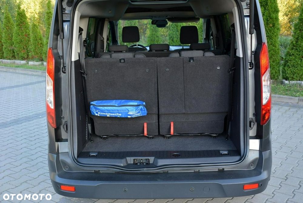 Ford Tourneo Connect Grand - 14