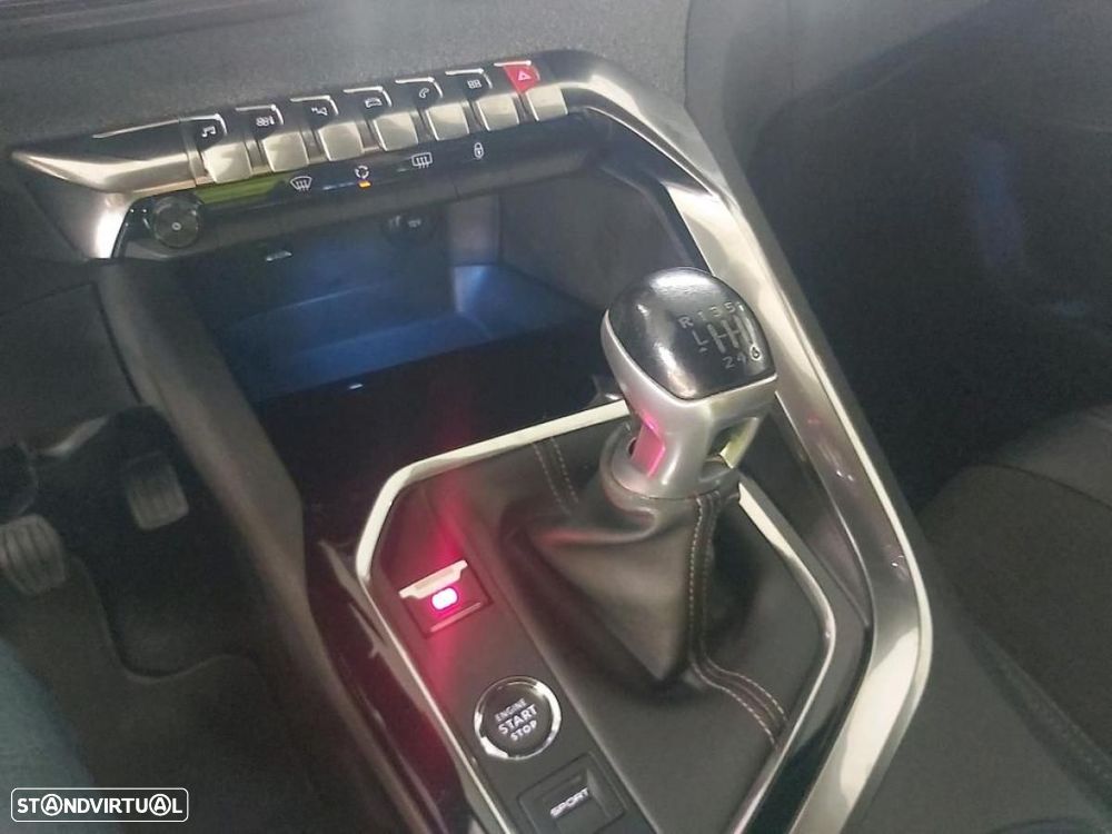 Peugeot 5008 1.5 BlueHDi GT - 6