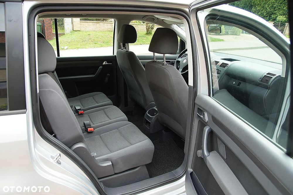 Volkswagen Touran 1.9 TDI Welcome - 17