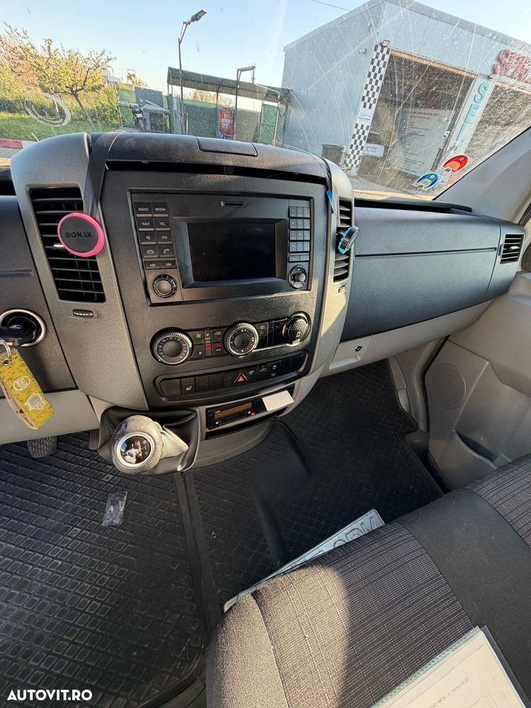 Mercedes-Benz SPRINTER 319 CDI - 12