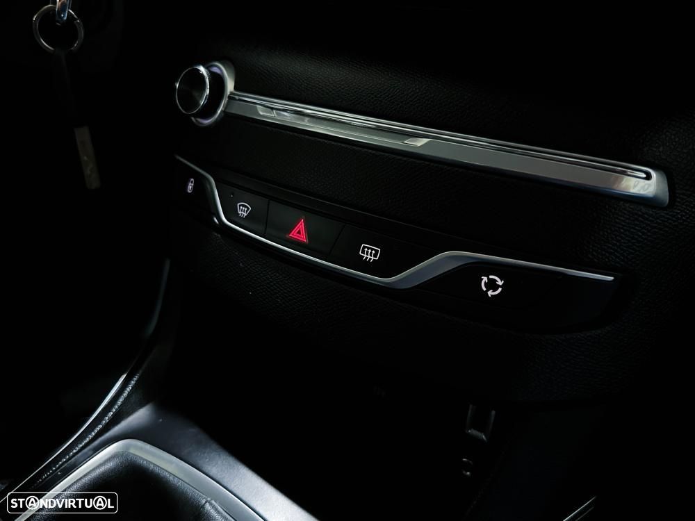 Peugeot 308 1.2 PureTech Allure - 35