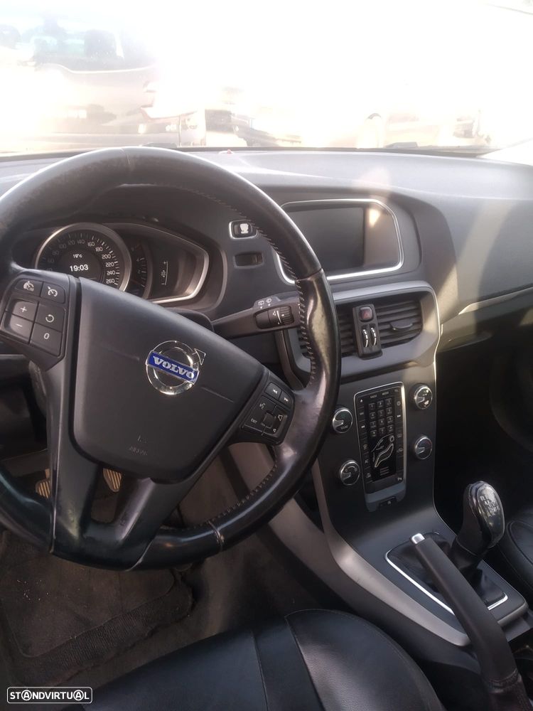 Volvo V40 D2 Ocean Race - 5