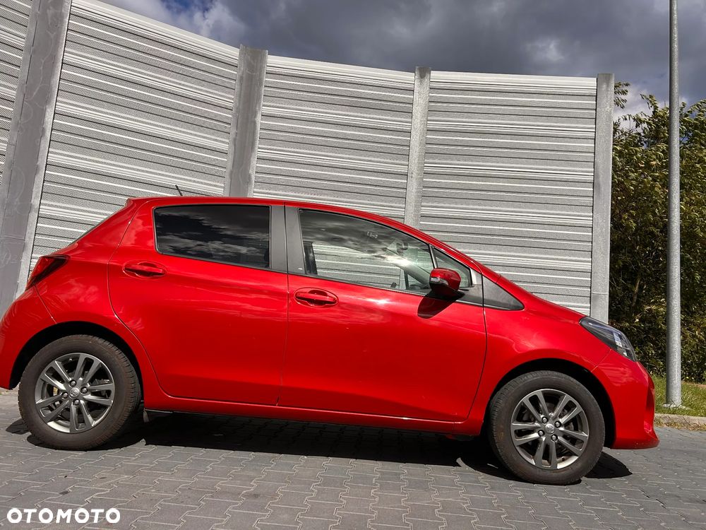 Toyota Yaris 1.33 VVT-i - 4
