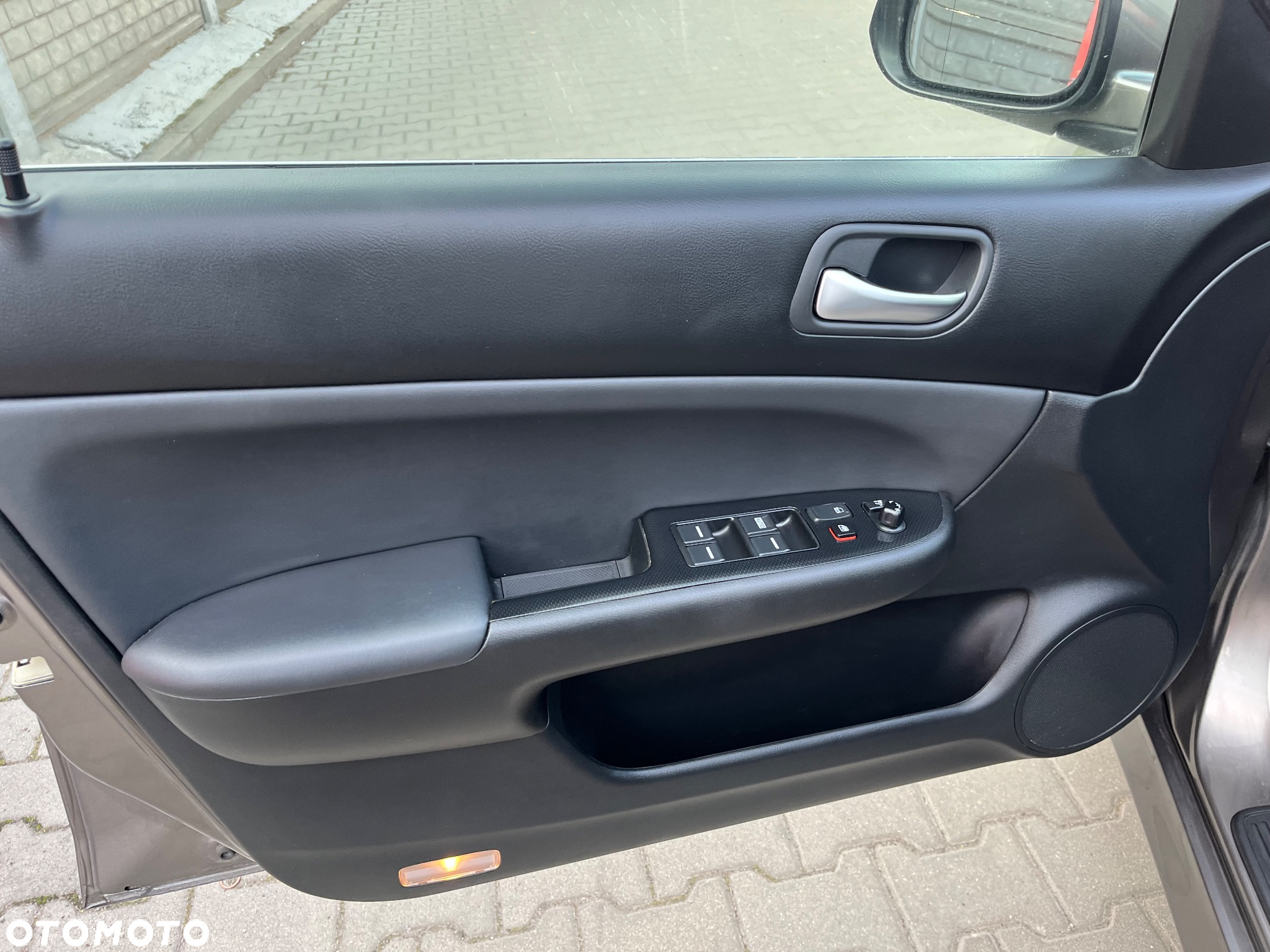 Honda Accord Tourer 2.0 i Sport - 12