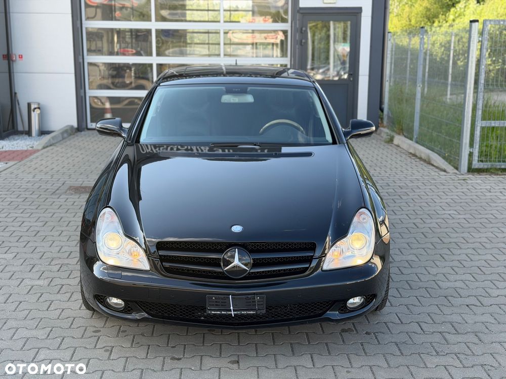 Mercedes-Benz CLS - 6