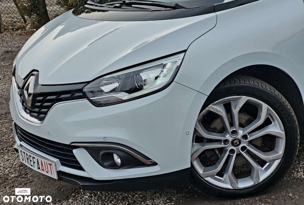 Renault Grand Scenic - 21