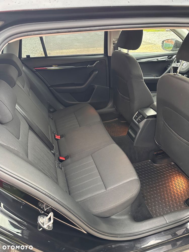 Skoda Octavia 2.0 TDI SCR Style DSG - 14