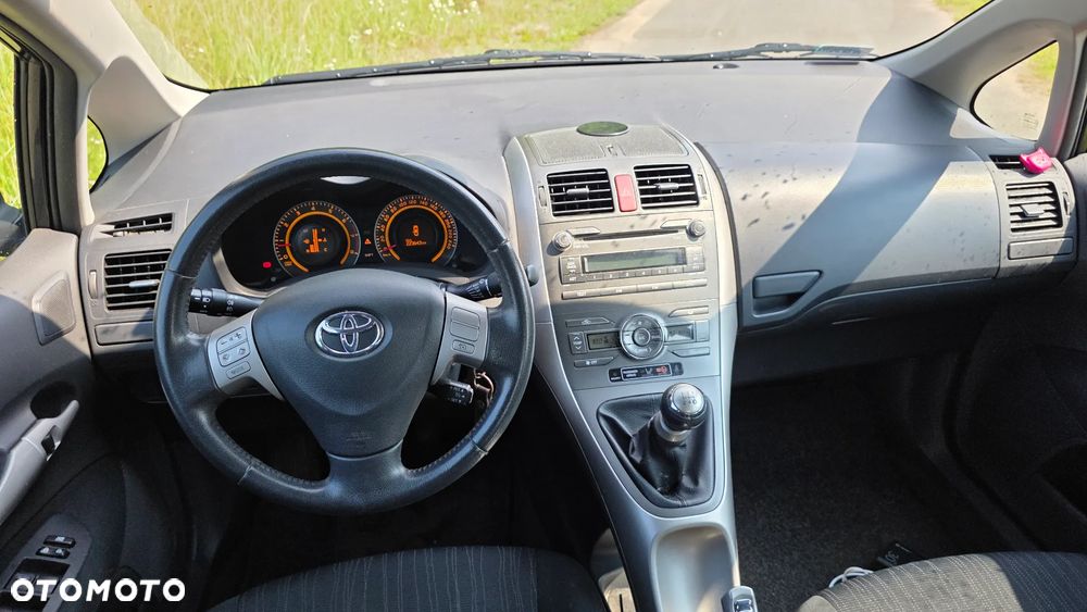 Toyota Auris 1.6 VVT-i Luna - 6