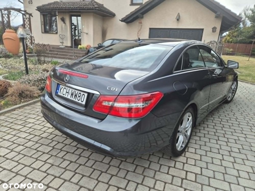 Mercedes-Benz Klasa E 250 BlueTEC 9G-TRONIC Elegance - 6