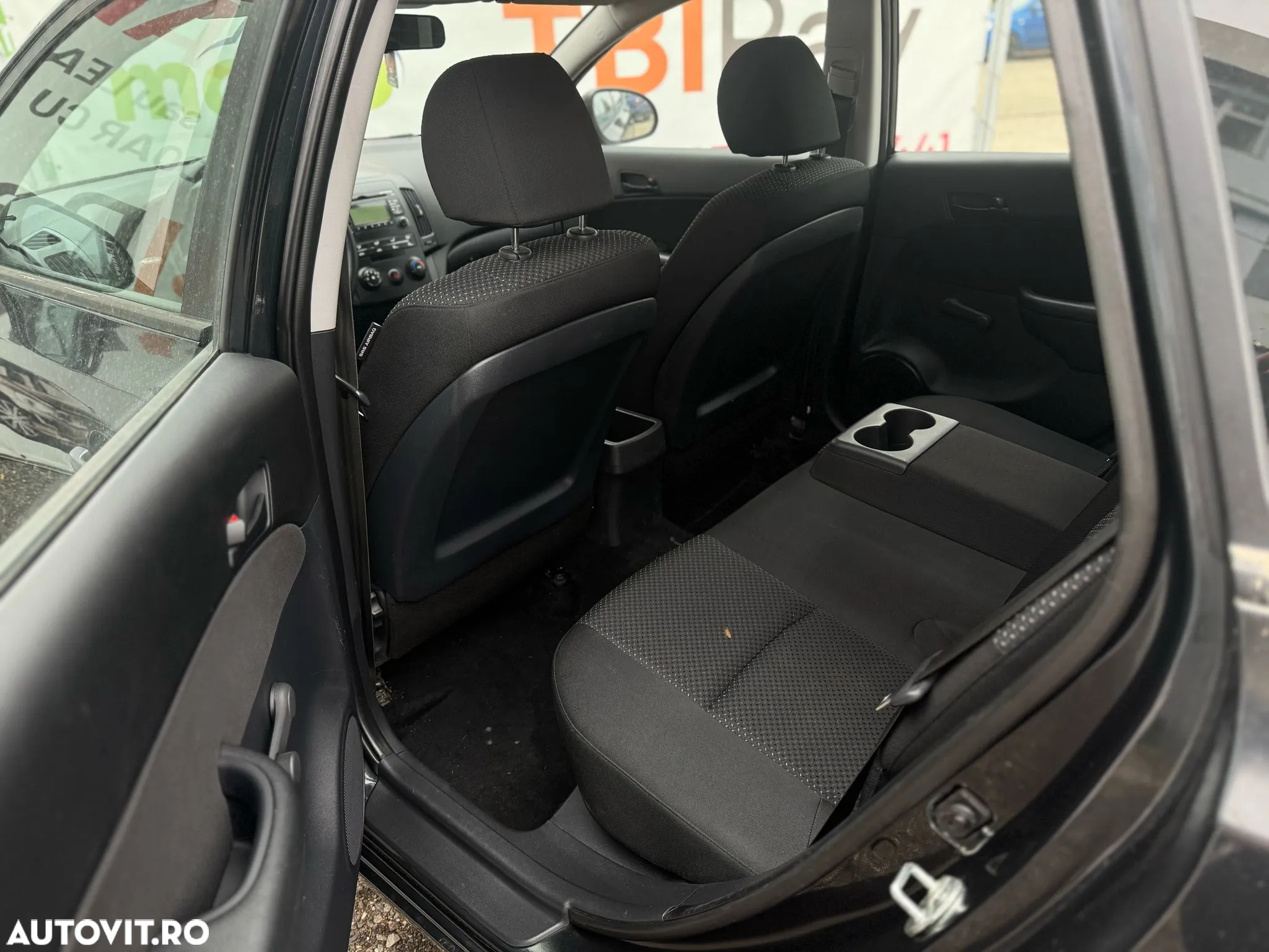 Hyundai i30 1.6 CRDI Edition Plus - 23