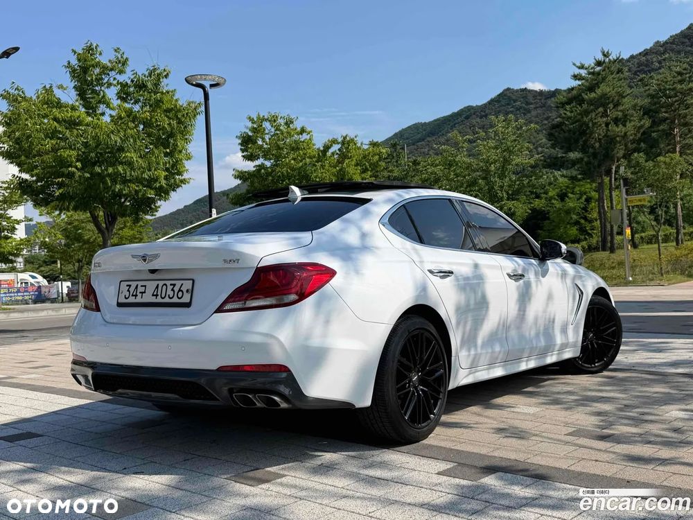 Genesis G70 - 4