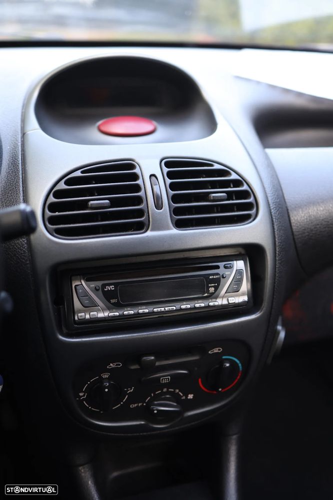 Peugeot 206 1.4 Quick Silver - 4
