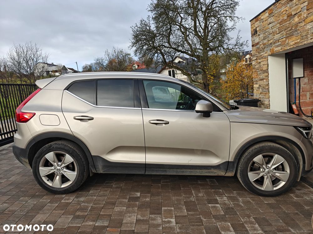 Volvo XC 40 B4 AWD Plus Bright - 1