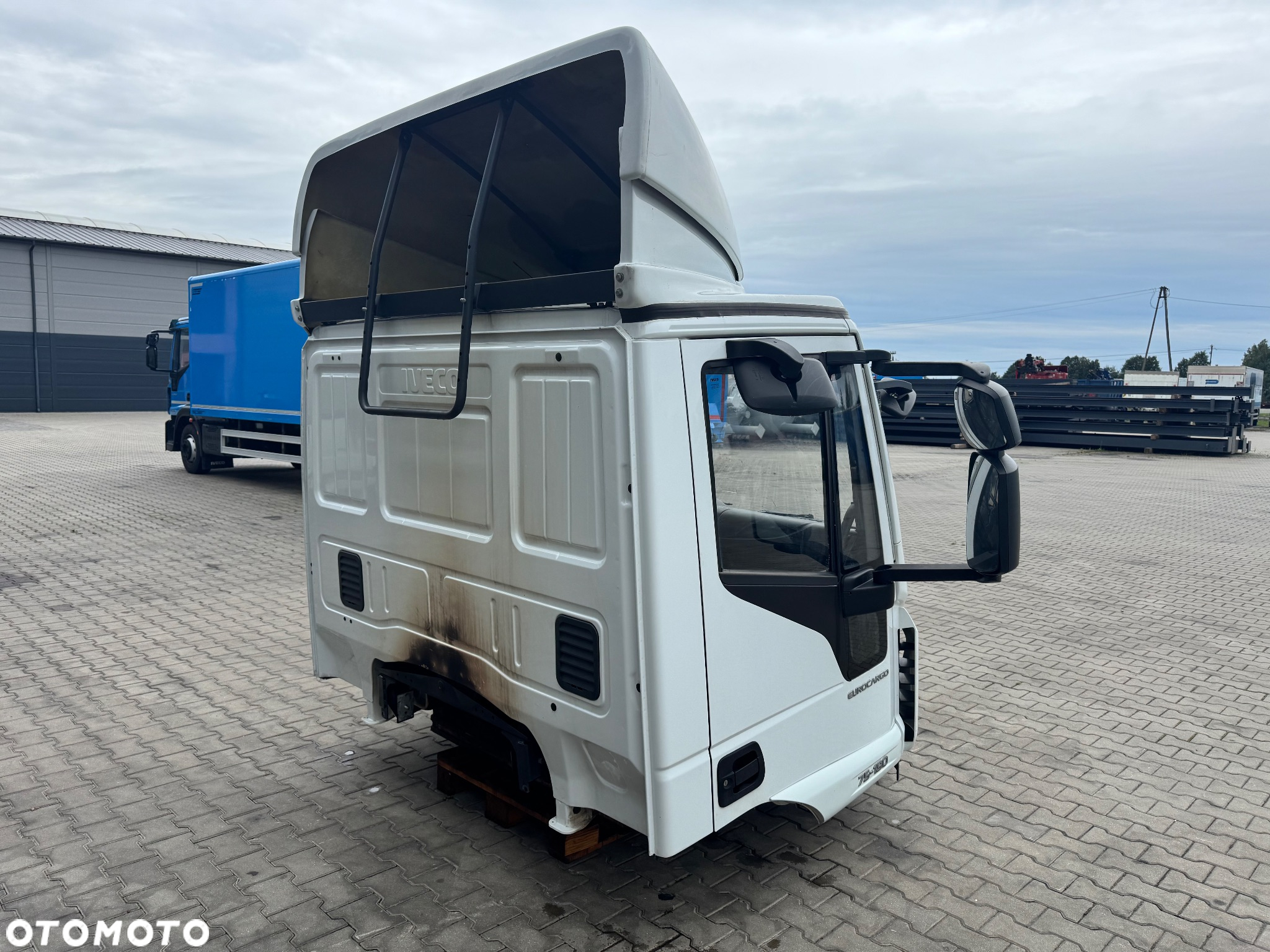 Kompletna kabina dzienna Iveco Eurocargo 75-190 Euro 6 - 3