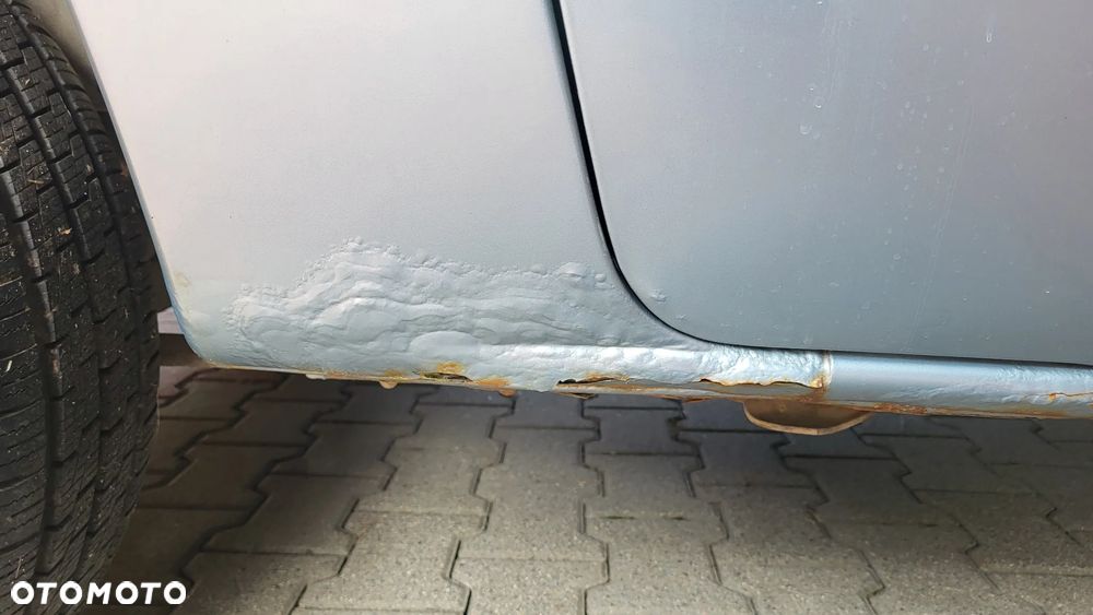 Dodge Grand Caravan 3.3 SE - 22