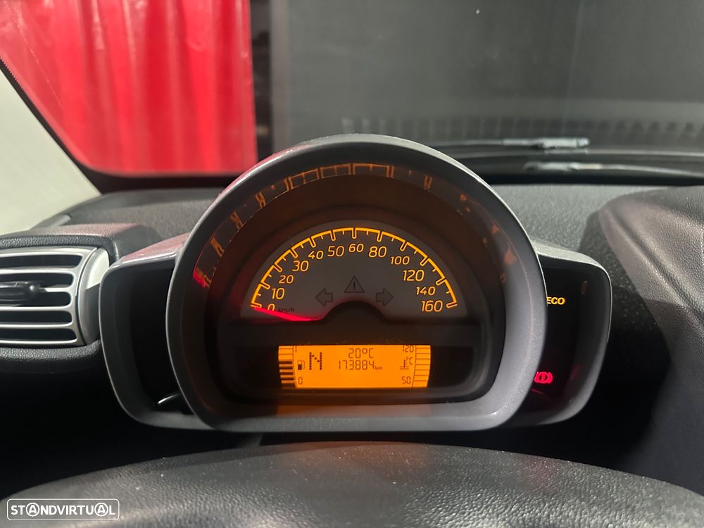 Smart ForTwo Coupé 1.0 mhd Passion 71 - 12