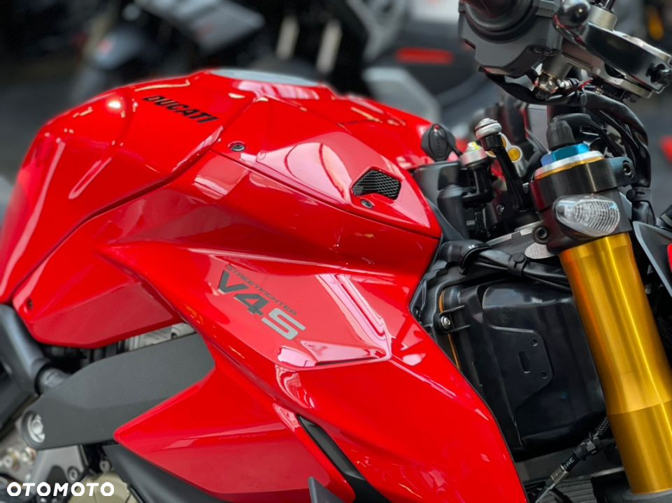 Ducati Streetfighter V4 - 13