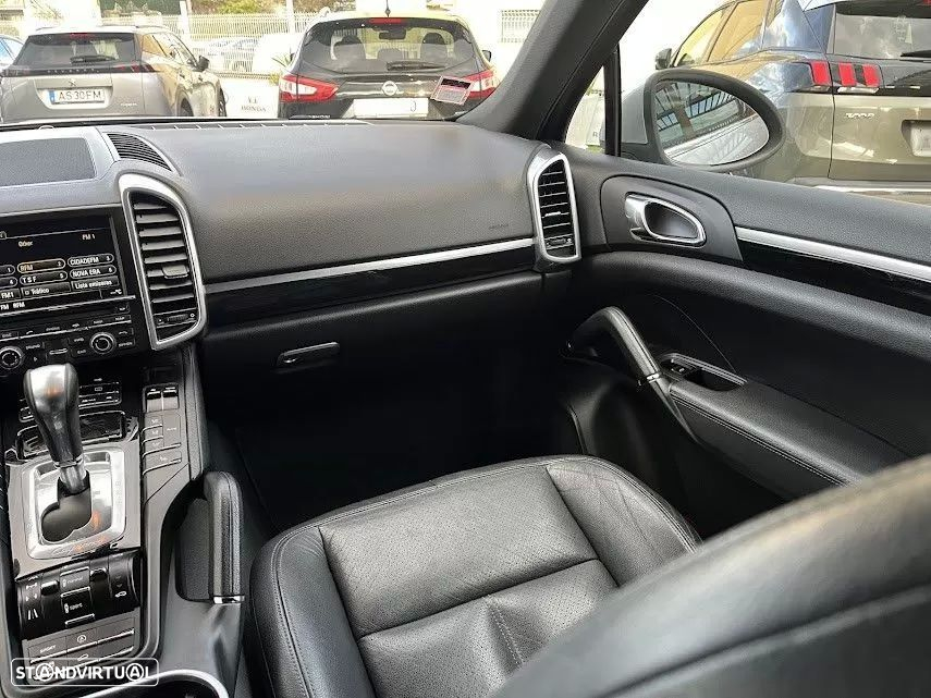 Porsche Cayenne Tiptronic - 13