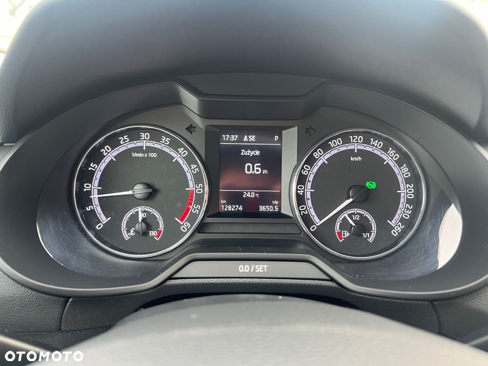 Skoda Octavia 2.0 TDI SCR 4x4 Style DSG - 15
