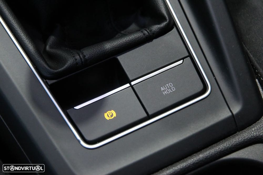 VW Golf 1.0 TSI Life - 14