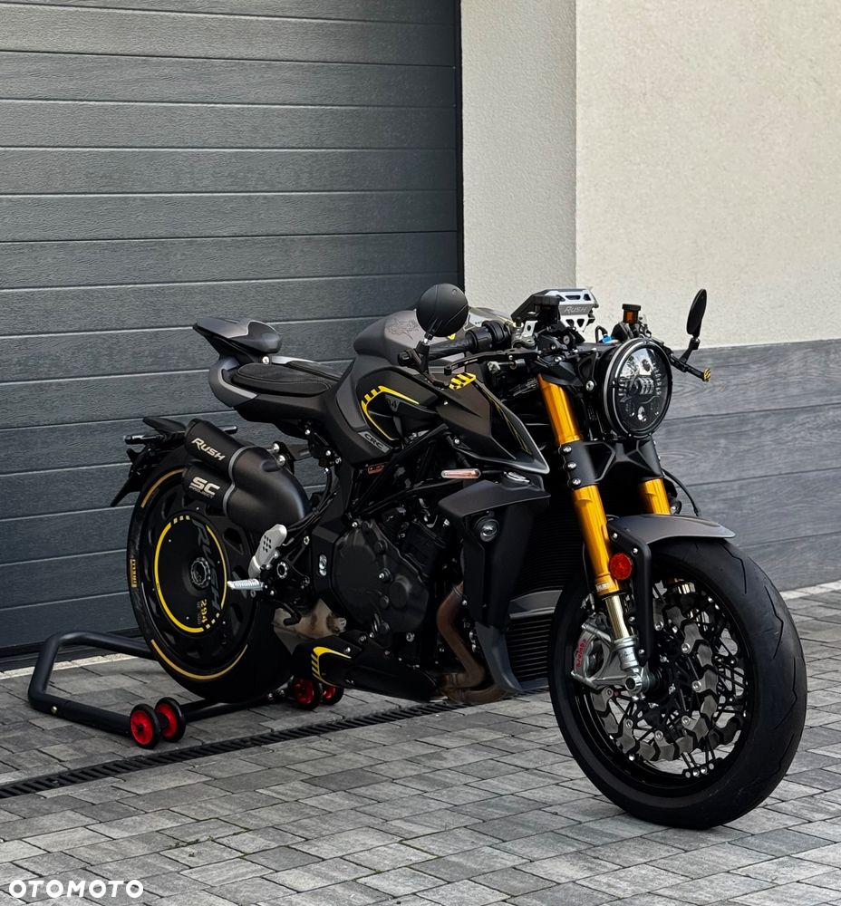 MV AGUSTA RUSH - 17