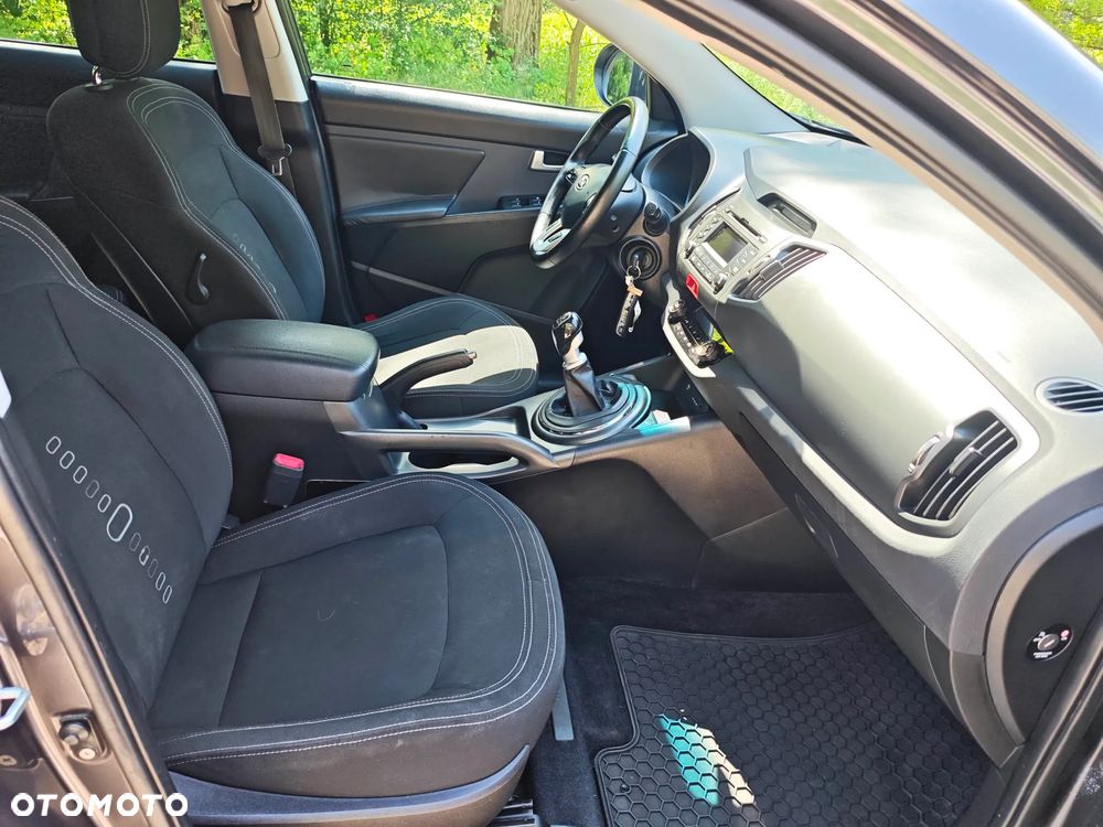 Kia Sportage 1.7 CRDI 2WD Vision - 25