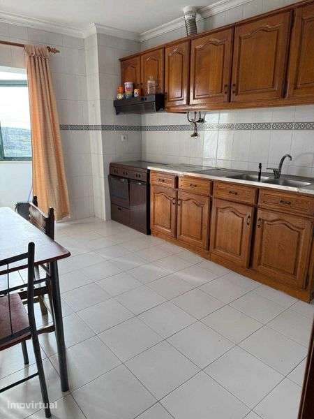 Apartamento centro Oliveria do Hospital - Grande imagem: 2/12