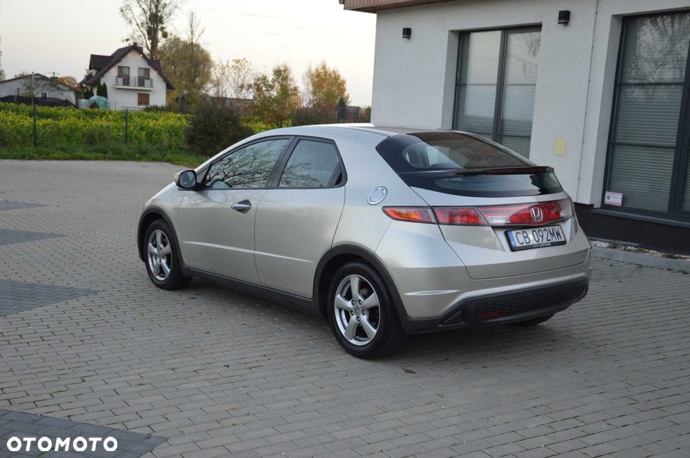 Honda Civic - 12