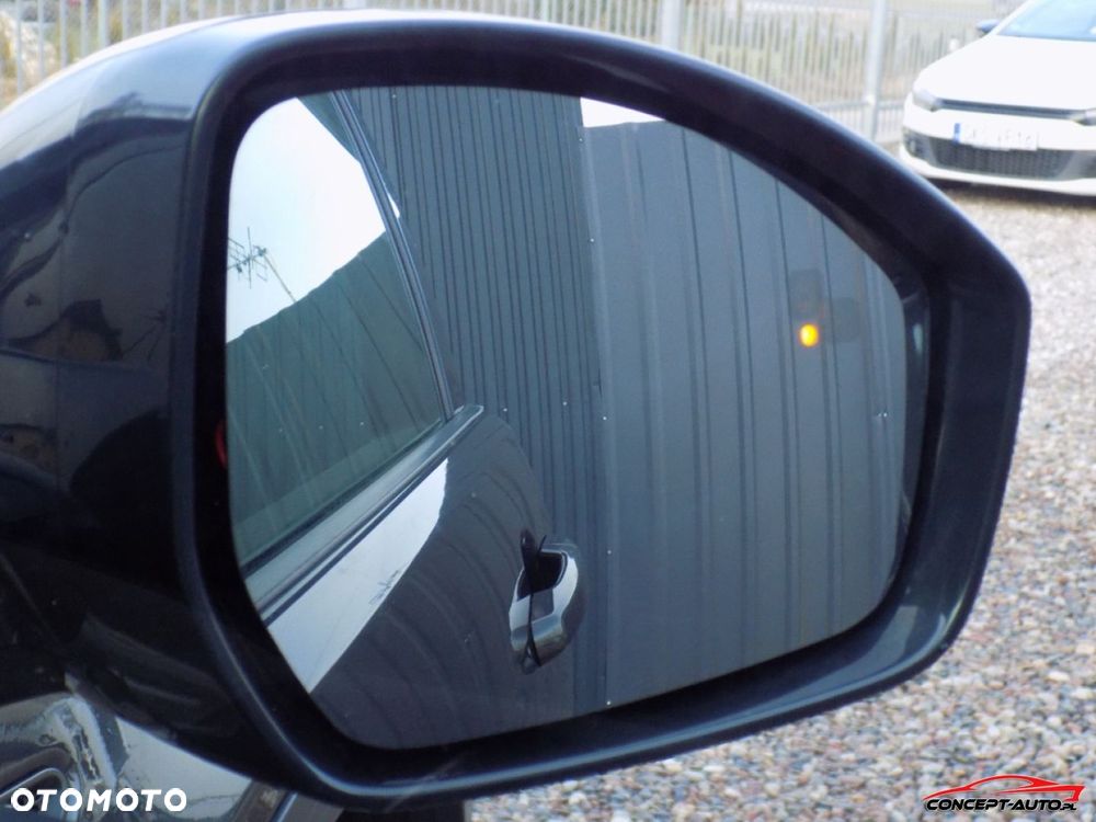 Land Rover Discovery Sport - 35