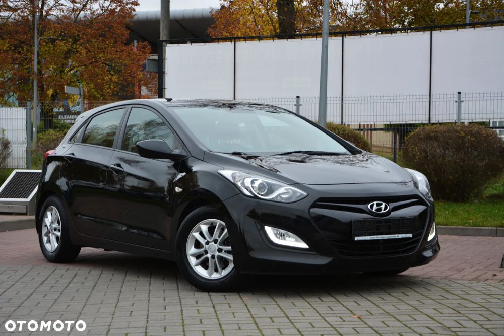 Hyundai i30 1.6 CRDI Fifa World Cup Edition - 3