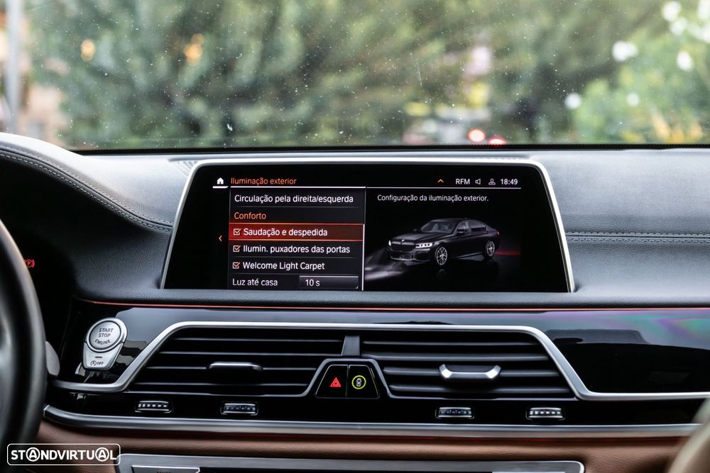 BMW 740 d xDrive Pack M Auto - 44