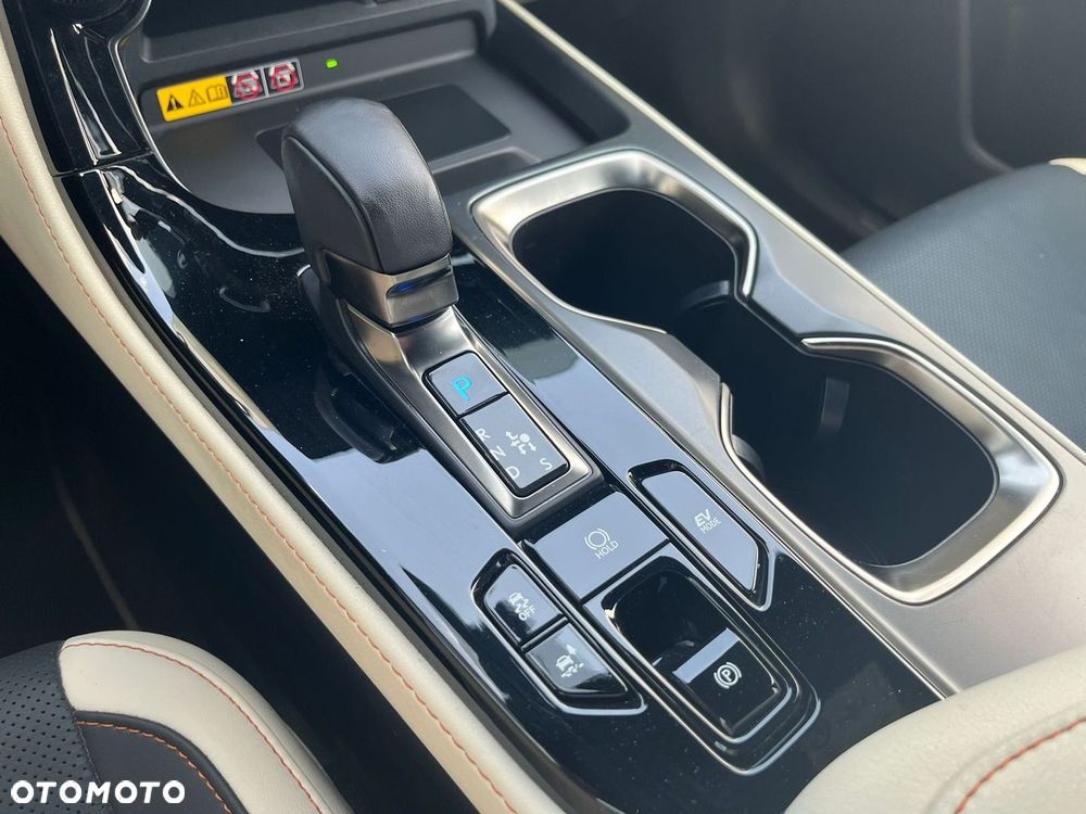 Lexus NX 350h Omotenashi AWD - 27