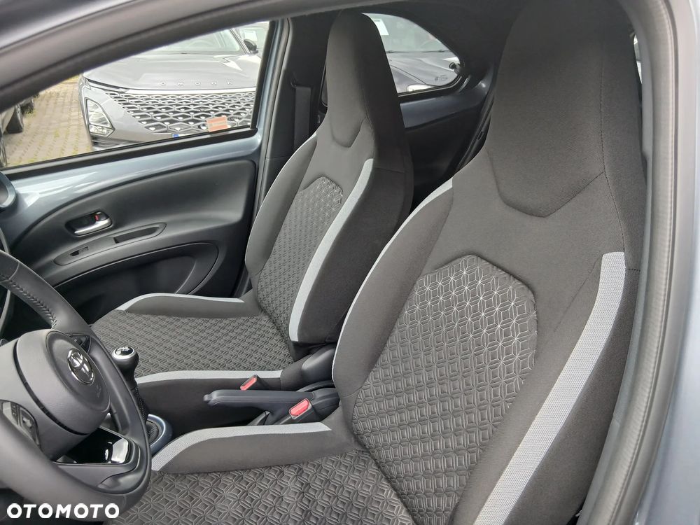 Toyota Aygo X - 7