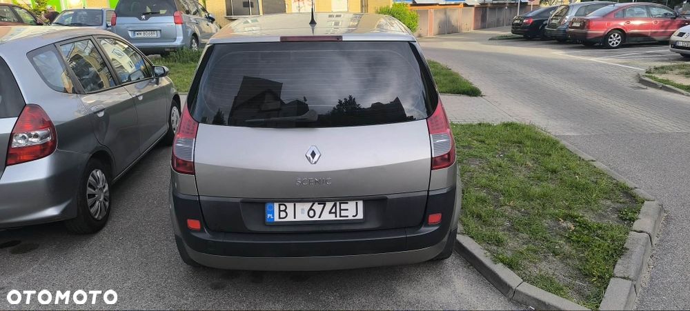 Renault Scenic - 2