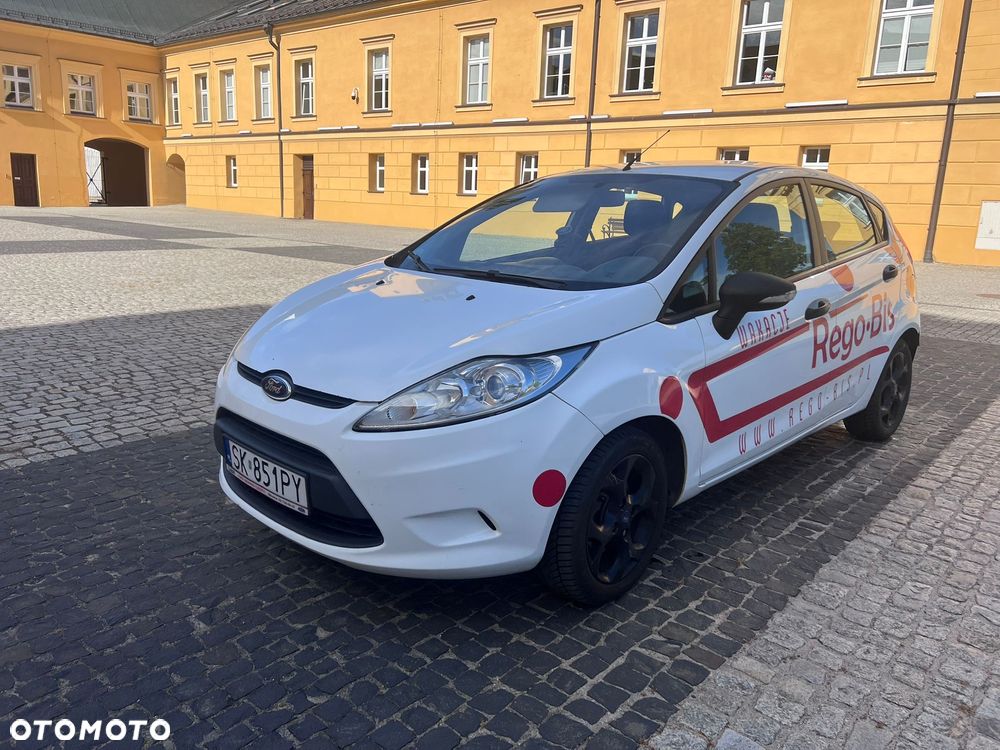 Ford Fiesta 1.4 TDCi Champions Edition - 1