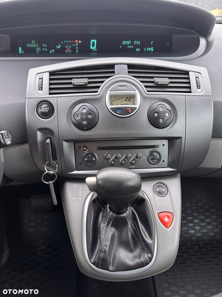 Renault Scenic 2.0 16V Exception - 18