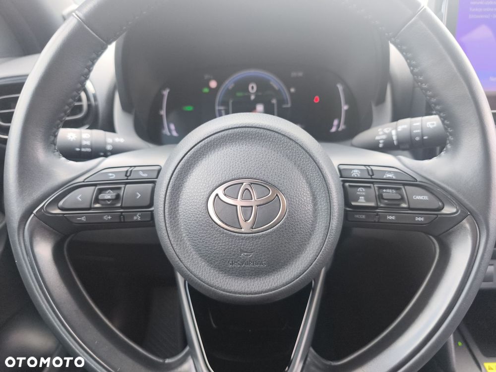 Toyota Yaris Cross Hybrid 1.5 Style - 17
