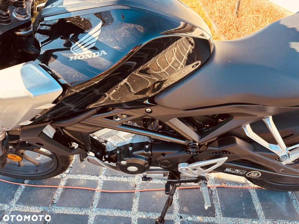 Honda CB - 5